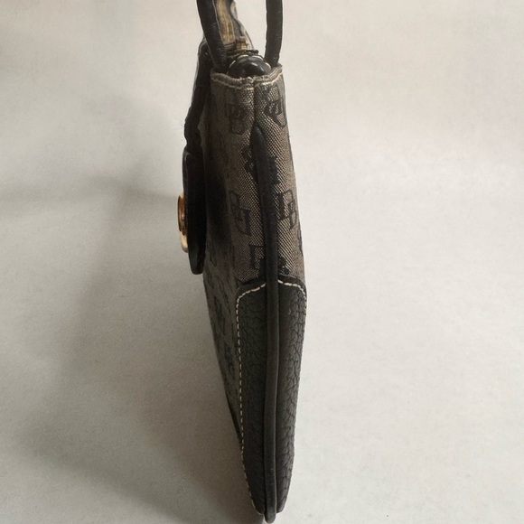 Dooney & Bourke Signature 1990’s Monogram Shoulder Bag - Picture 6 of 8